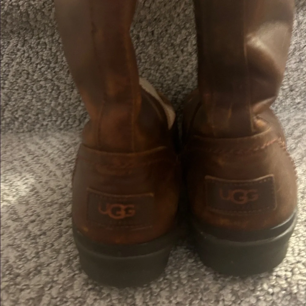 Ugg Womens Elsa leather field boots - Picture 4 of 10